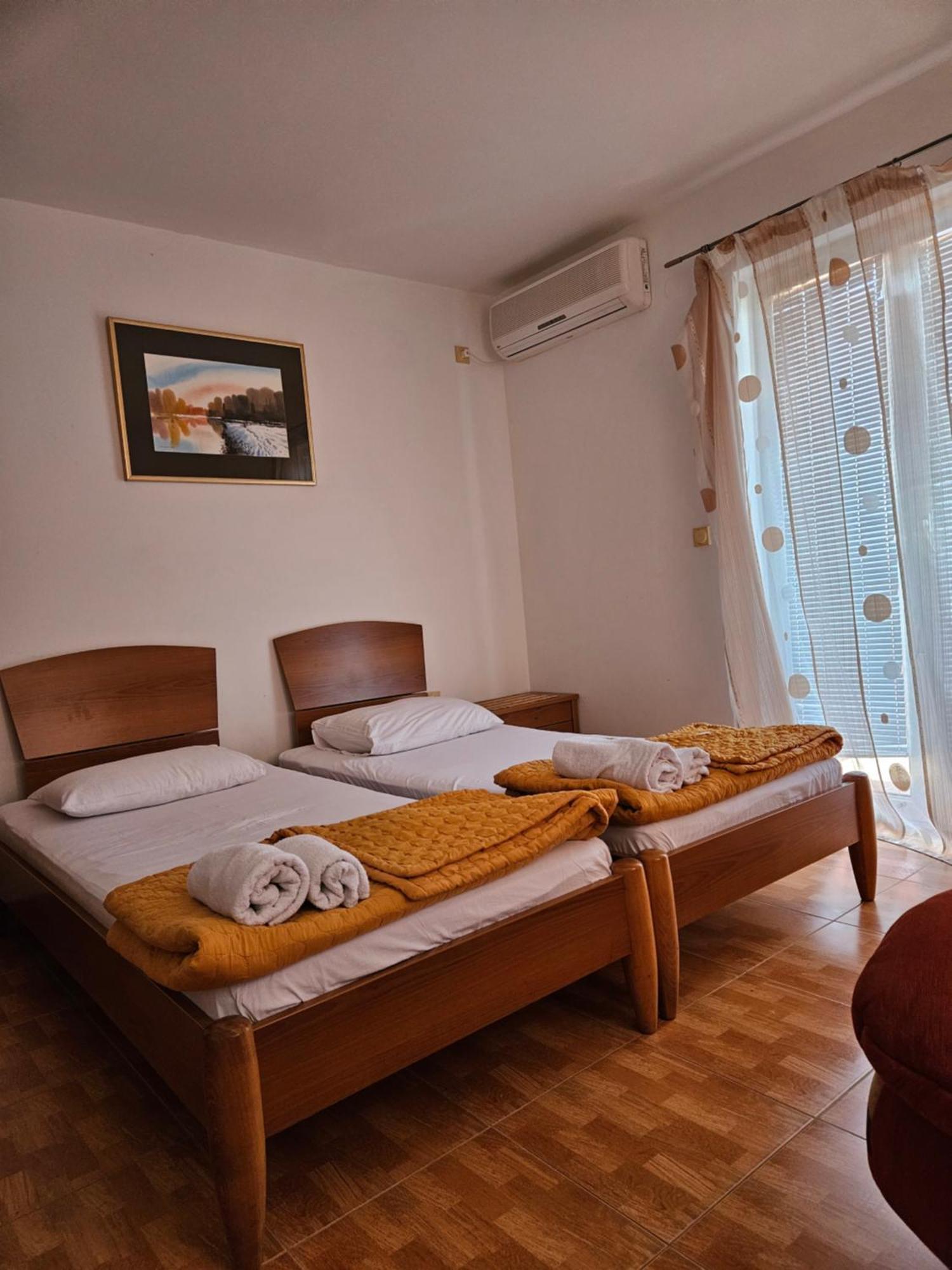 Apartments Drobni Pijesak Petrovac 객실 사진
