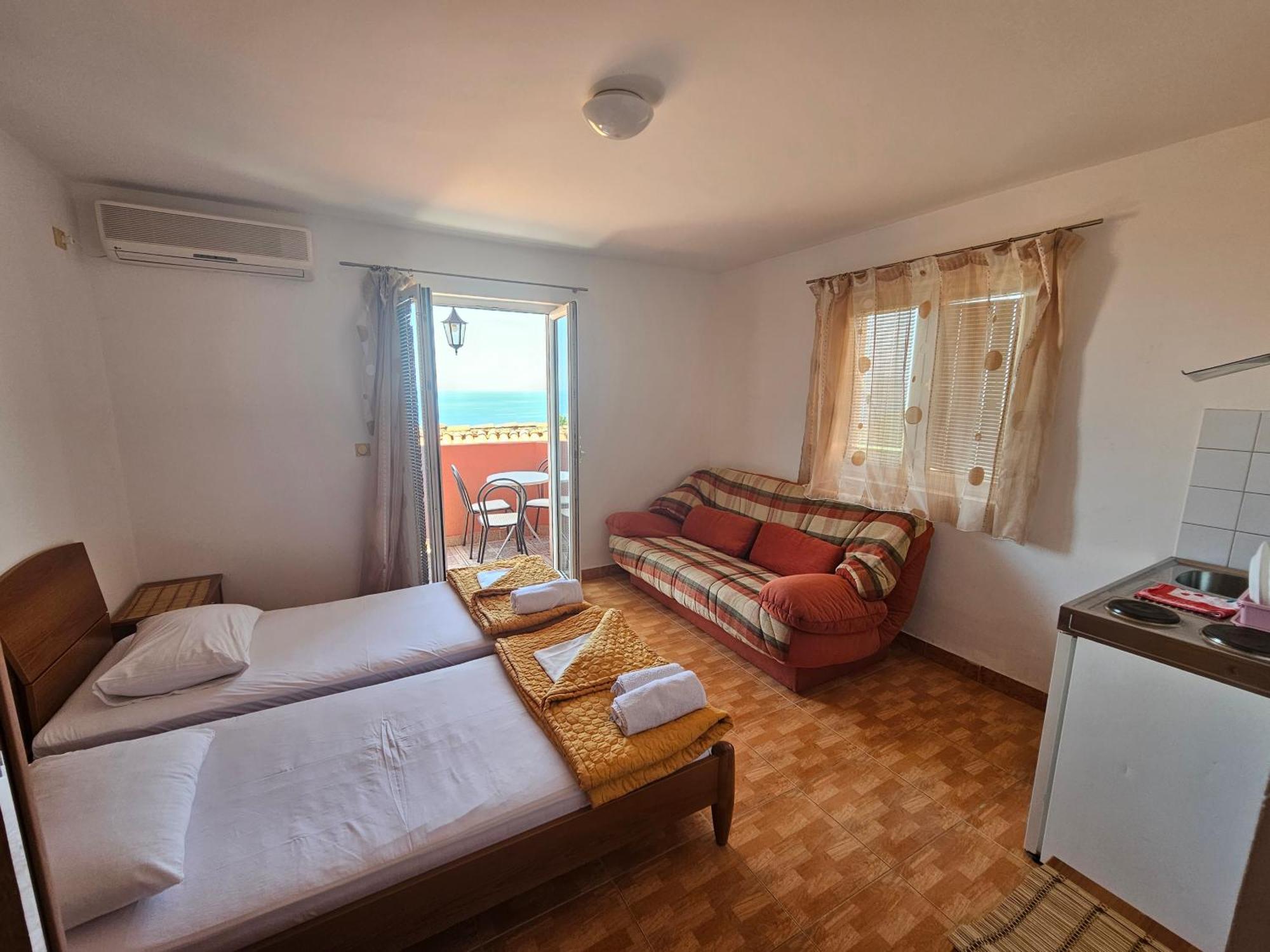 Apartments Drobni Pijesak Petrovac 객실 사진