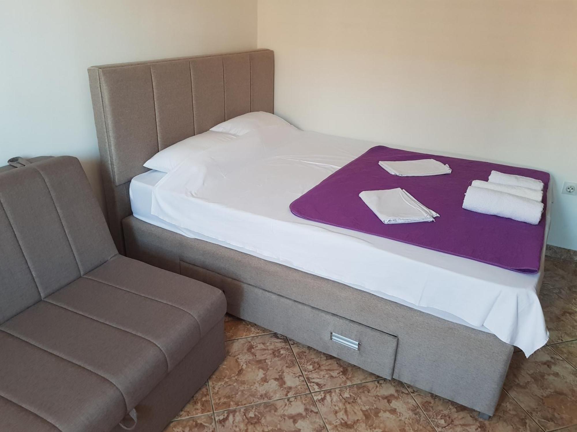 Apartments Drobni Pijesak Petrovac 객실 사진