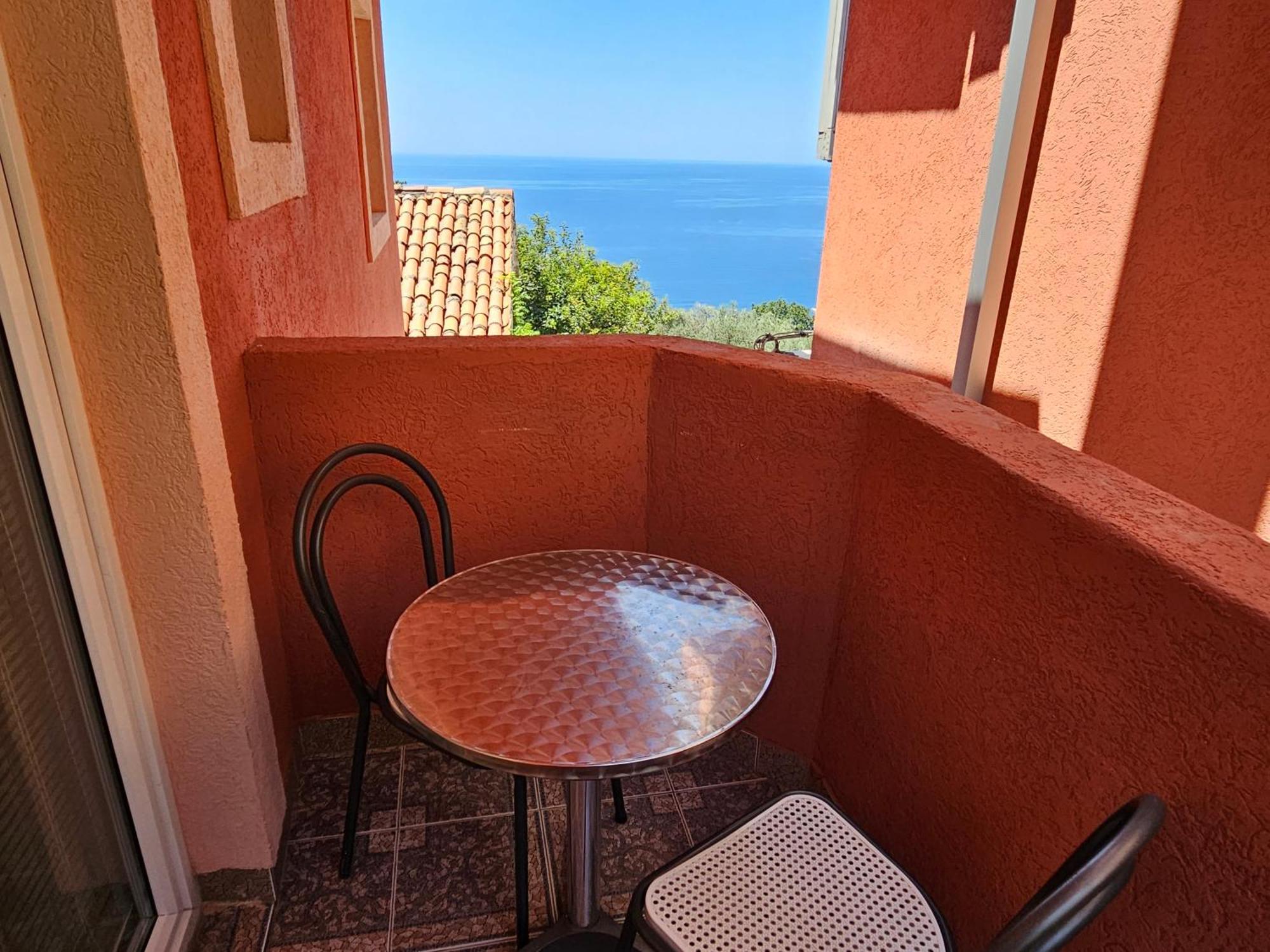 Apartments Drobni Pijesak Petrovac 객실 사진