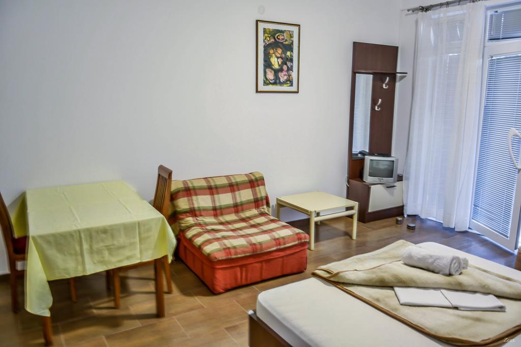 Apartments Drobni Pijesak Petrovac 외부 사진